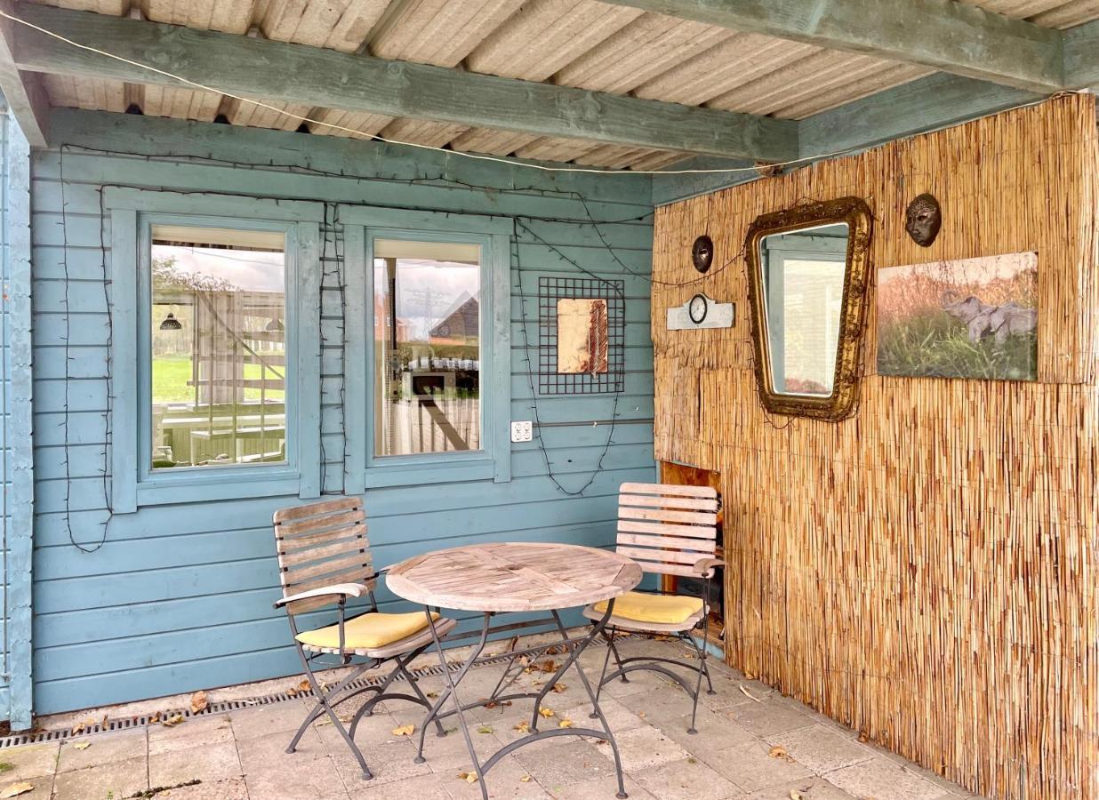 Artistiek Vakantiehuisje Hulst Exterior photo