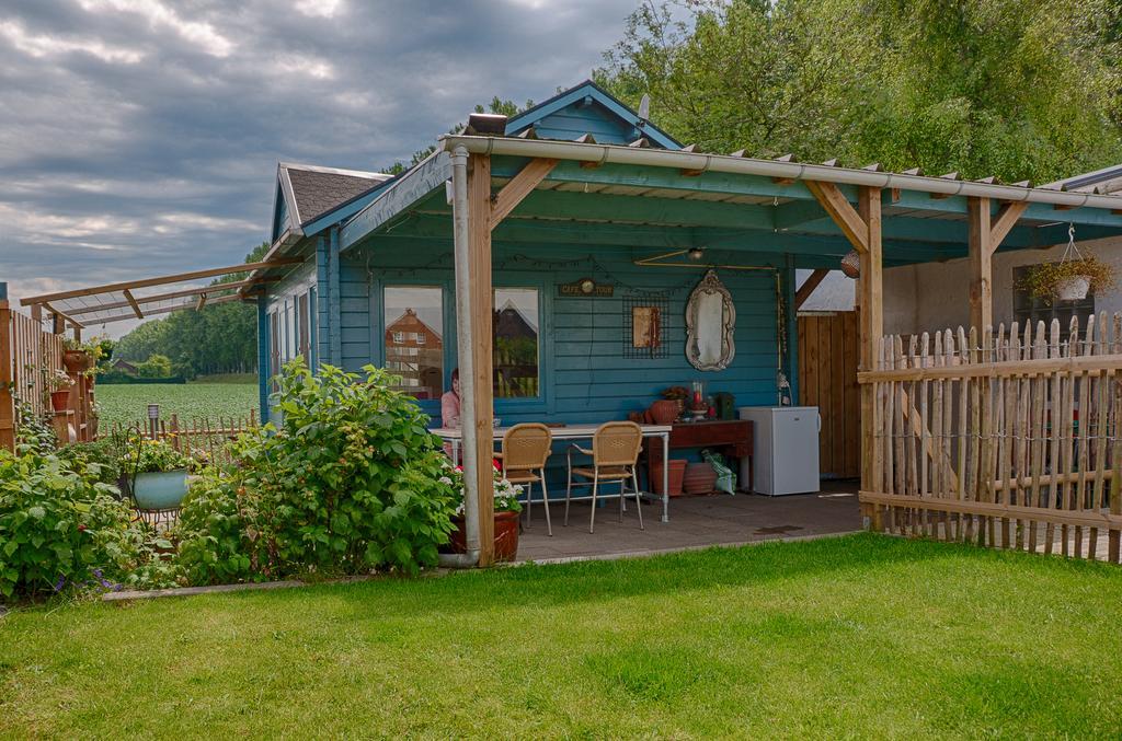 Artistiek Vakantiehuisje Hulst Exterior photo